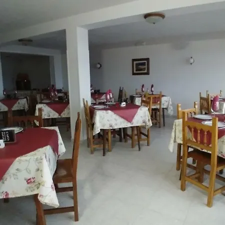 Restaurante Parajes Penzion 3*